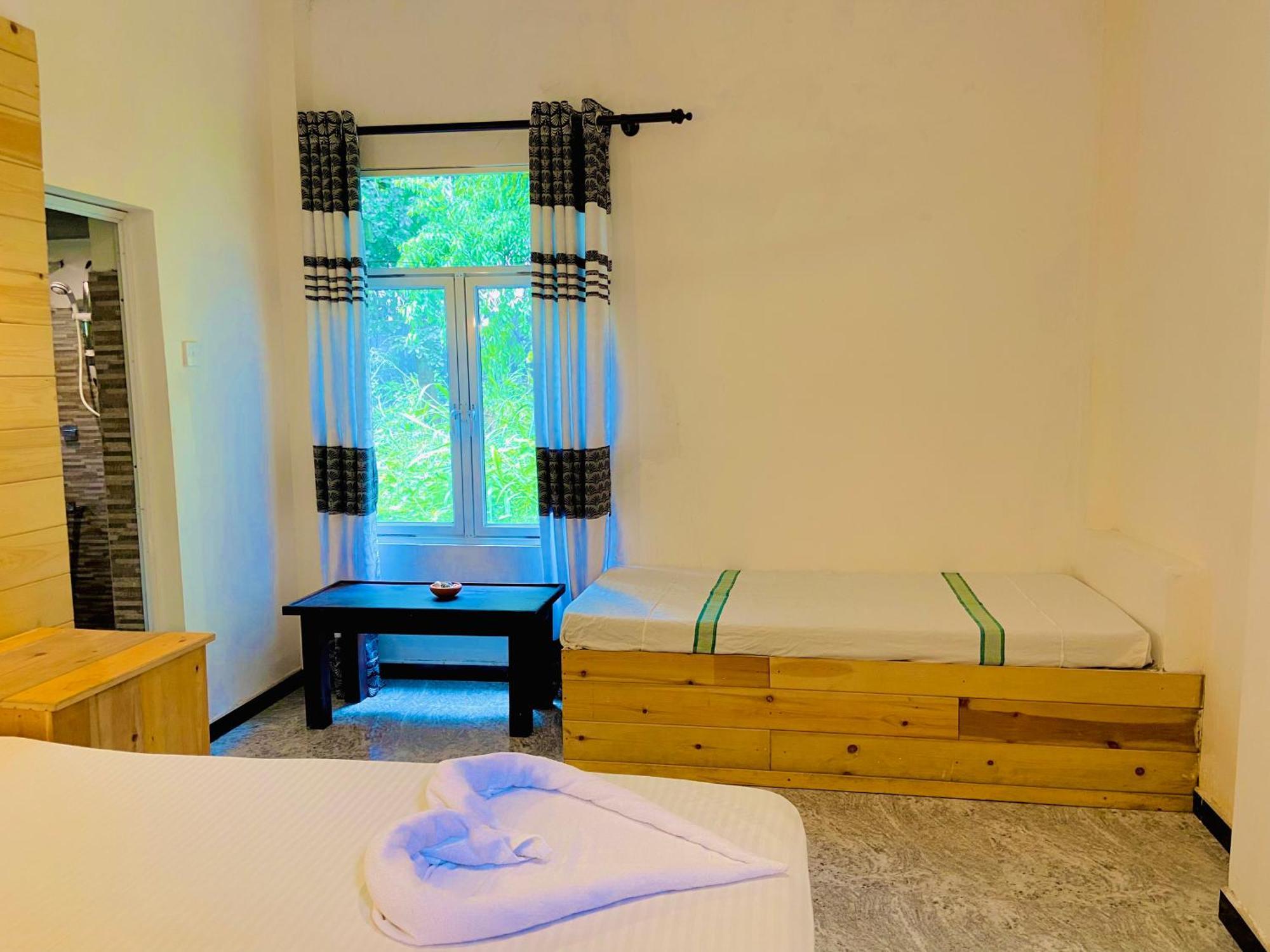 Rekawa Turtle Gate Hotel Tangalle Exterior photo